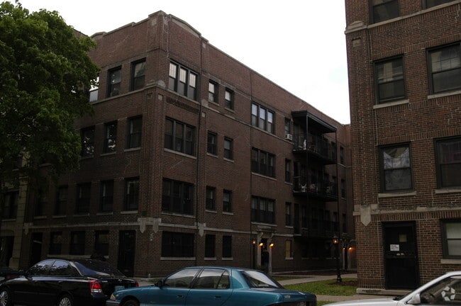5202-5210 S Cornell Ave - 5202-5210 S. Cornell Avenue