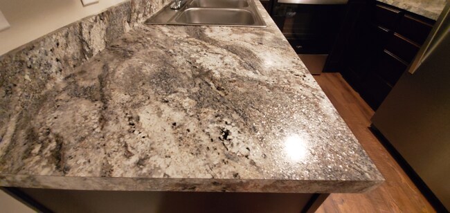 Photo - 2002 Brooklyn Blvd Unit 3