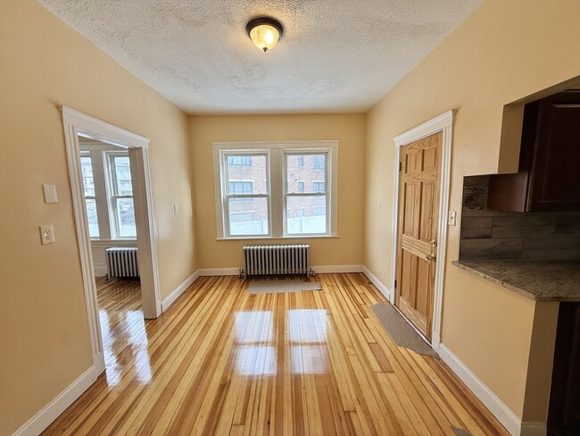 Photo - 6 Tennis Rd Unit 1