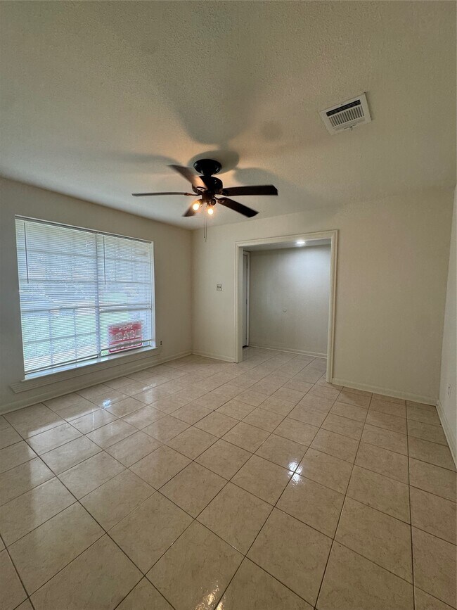 Photo - 1443 Willow Rock Rd