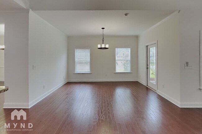 105 Leesville Loop