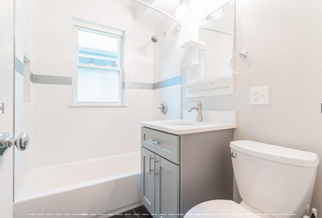 Photo - 394 Centre St Unit 3