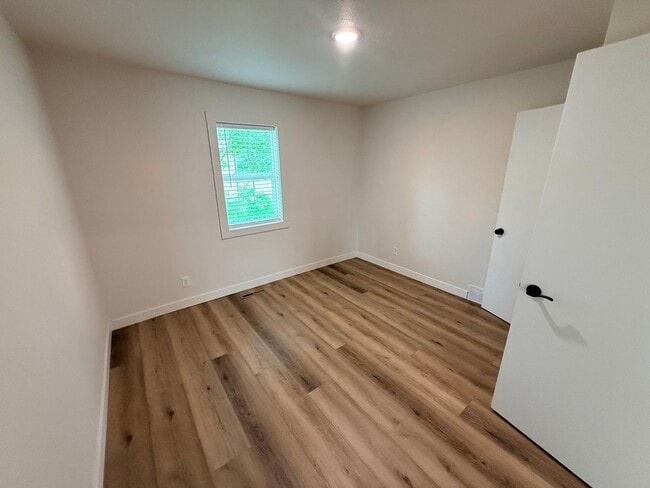 Photo - Updated 2-Bedroom Home with Oversized 1-Car Garage in Central Loveland