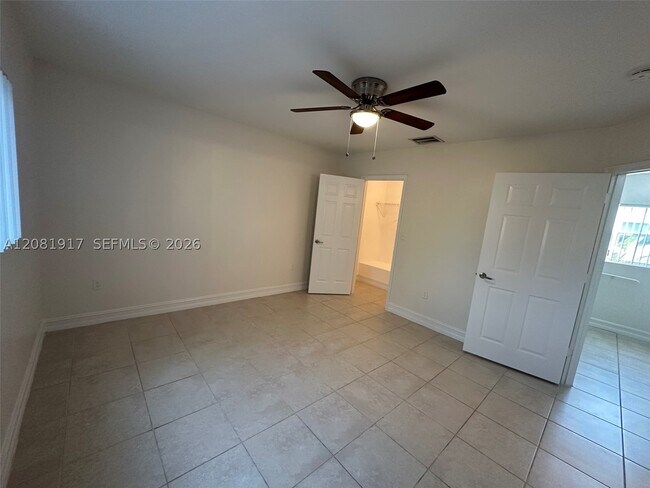 Photo - 228 NW 14th Ave