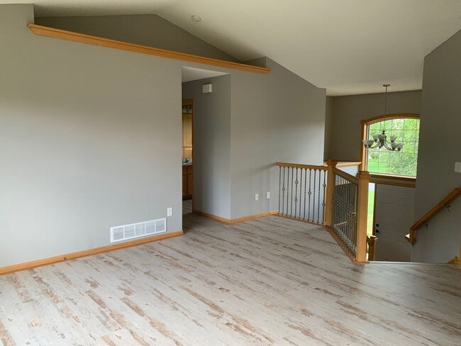 Photo - 4 Bed | 2 Bath House in Andover School District