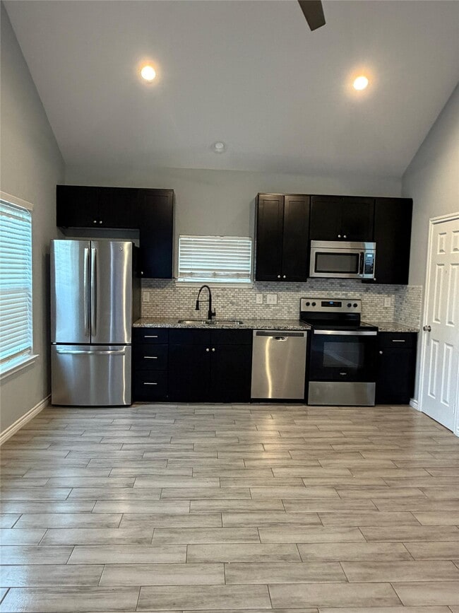 Photo - 16992 W Dounreay St