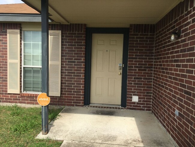 Photo - 4-Bedroom House for Rent in Killeen