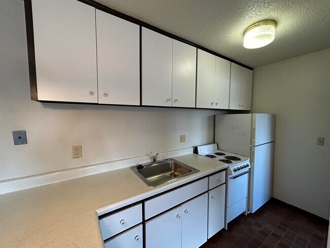 Photo - 419 S Johnson St