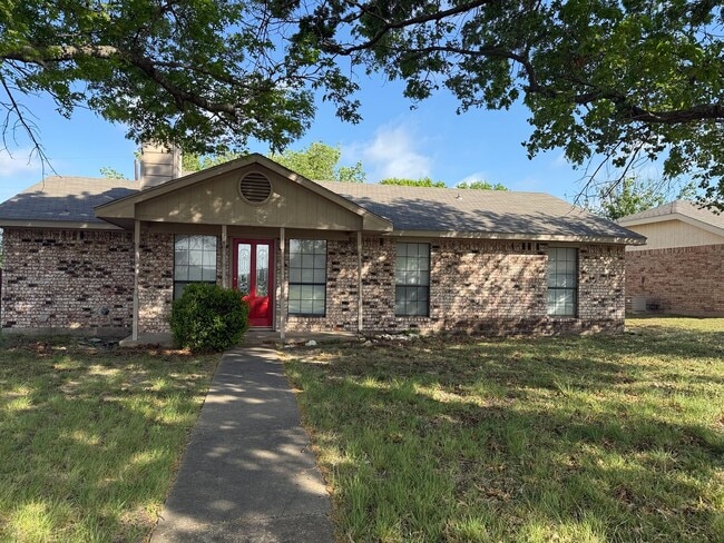 Building Photo - 117 Solon Rd