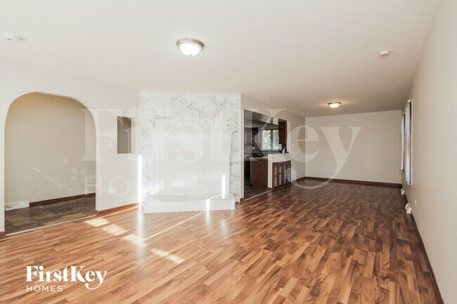 Photo - 18519 Carriage Ln