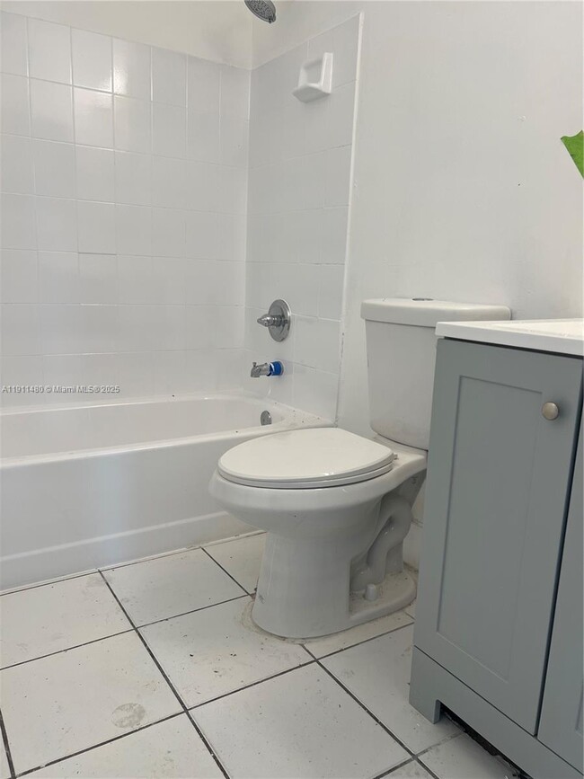 Photo - 590 NW 65th St Unit 5