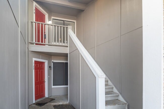 Photo - Cozy South East Austin Condo