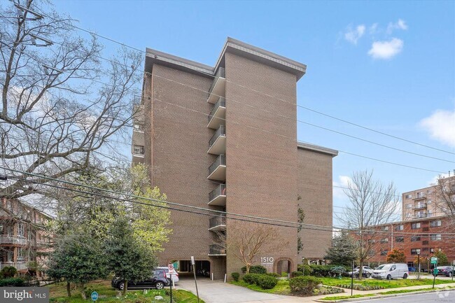 Building Photo - 1510 12th St N Unit 503 Rental