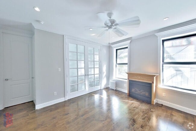 Building Photo - 346 E 18th St Unit 1C Rental