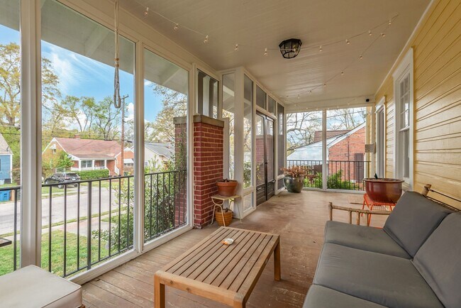 Photo - Gorgeous Home in Durham!