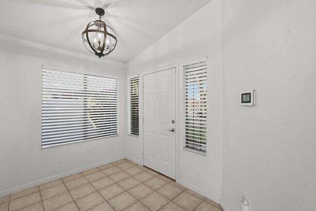 Photo - Four beds! Gilbert Location!