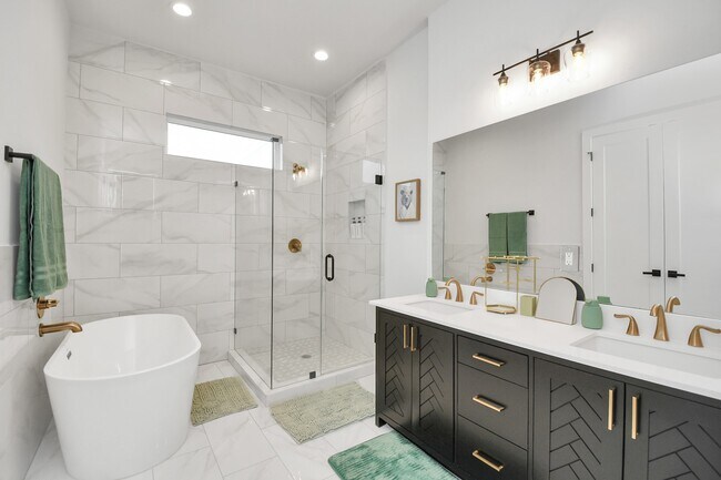6115 Campos Dr