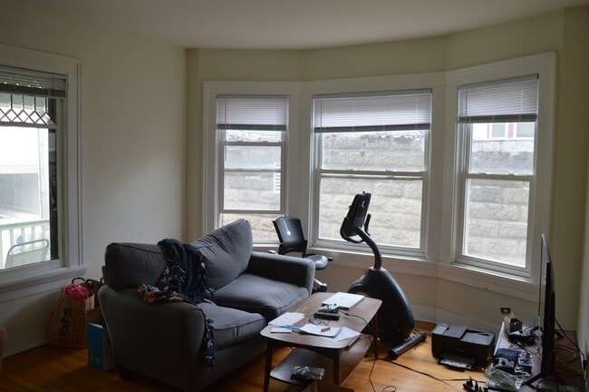 Photo - 314 E Mifflin St