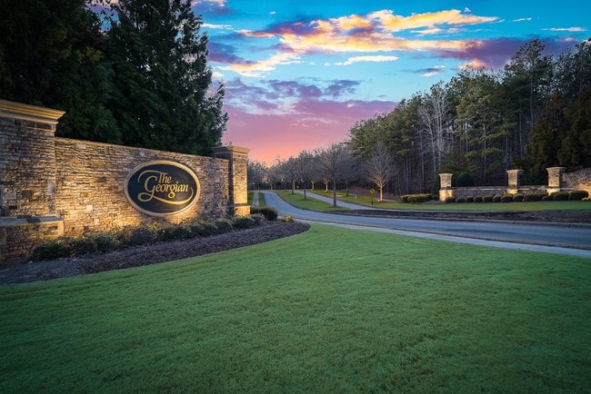 Photo - Heritage Pointe at the Georgian