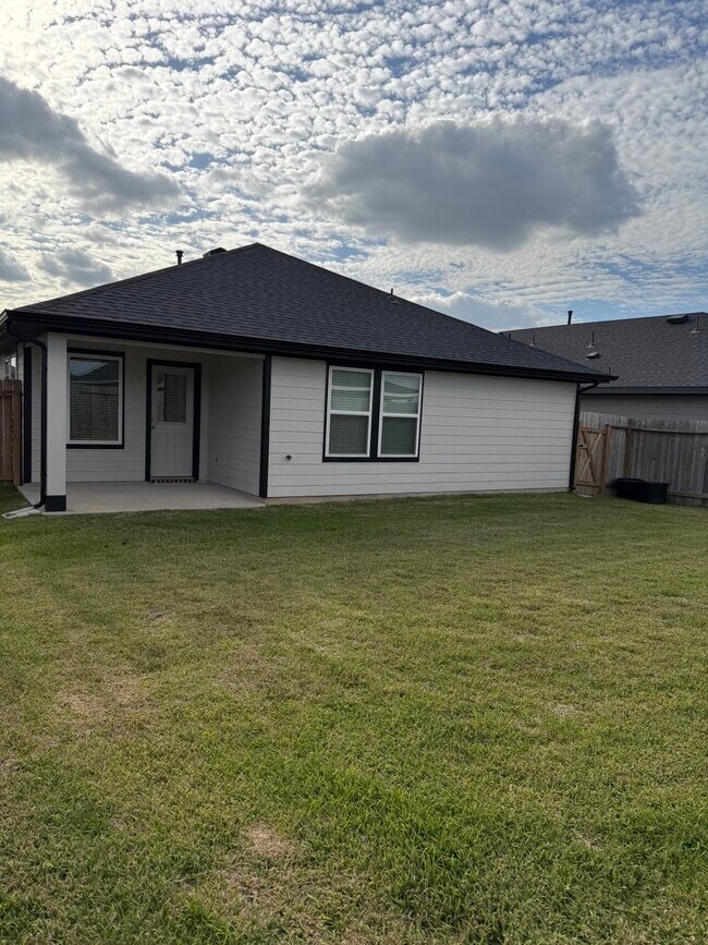 Photo - 31138 Delamere Turn Trial