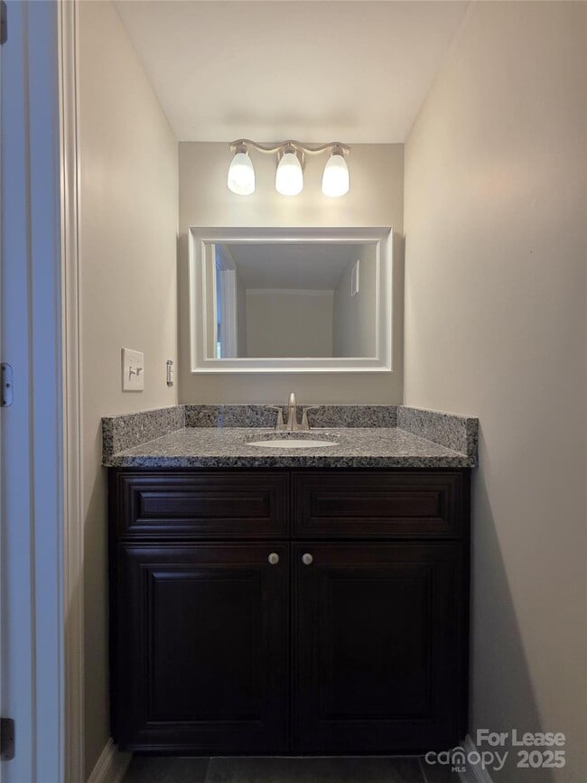 Photo - 420 Balfour Dr