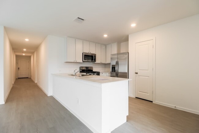 Photo - 16473 Blossom Grv Dr