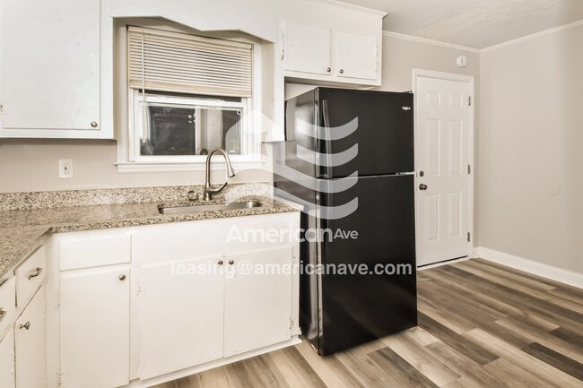 Photo - 4232 Shorecrest Dr