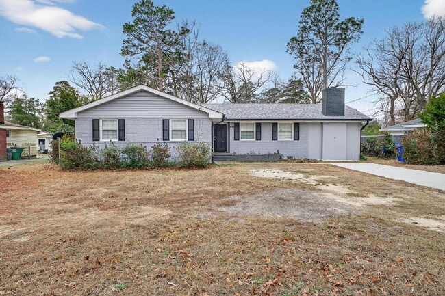Building Photo - Fully Furnished Modern Ranch with Amazing Kitchen!