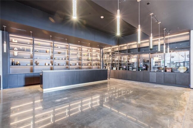 Photo - 434 N Orange Ave