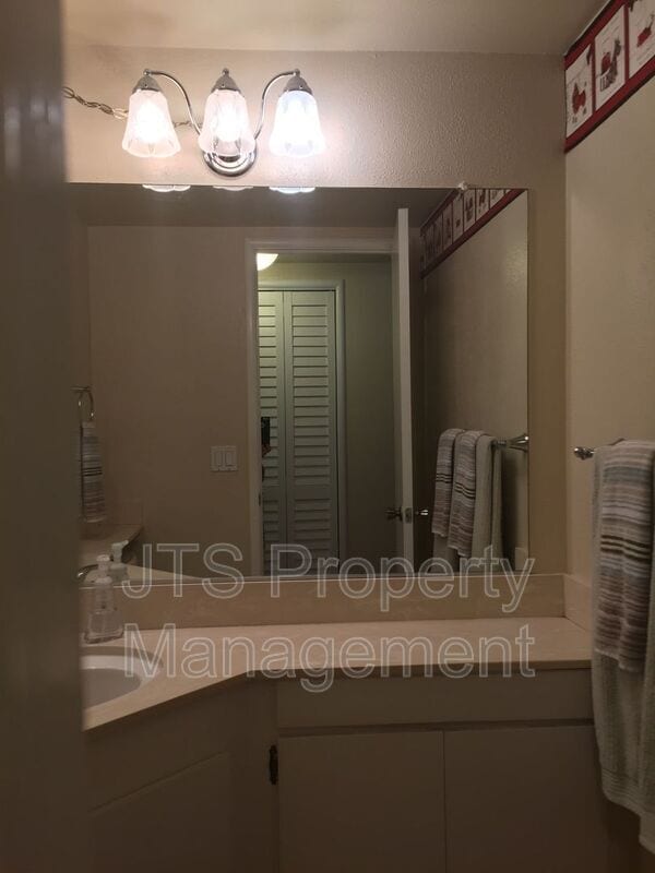 Photo - 6074 Vía Casitas