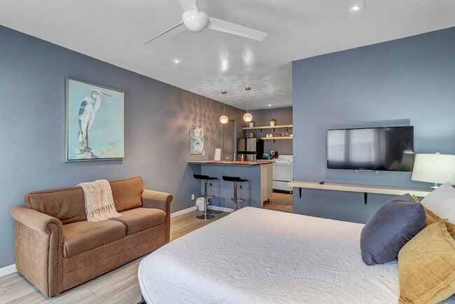 Building Photo - 1850 N Laura St Unit 3