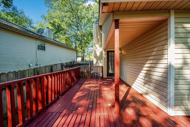 24 Oak Ridge Dr