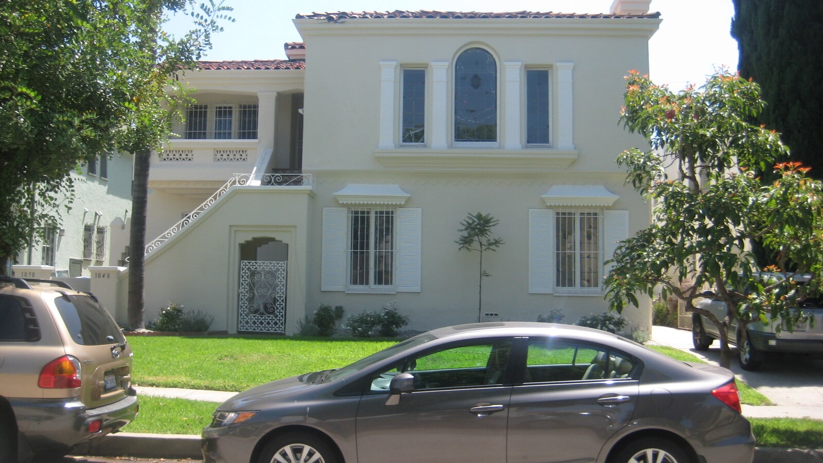 Frente a Ogden Drive - 1050 S Ogden Dr Unidad 3-4