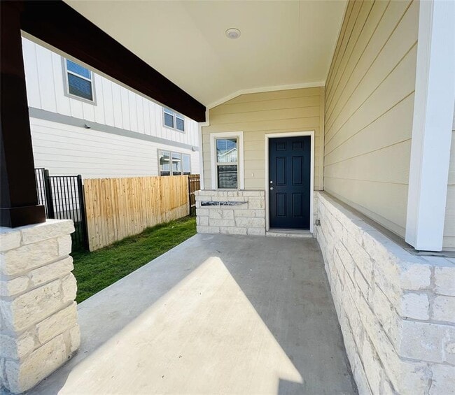 Photo - 125 Bennington Dr