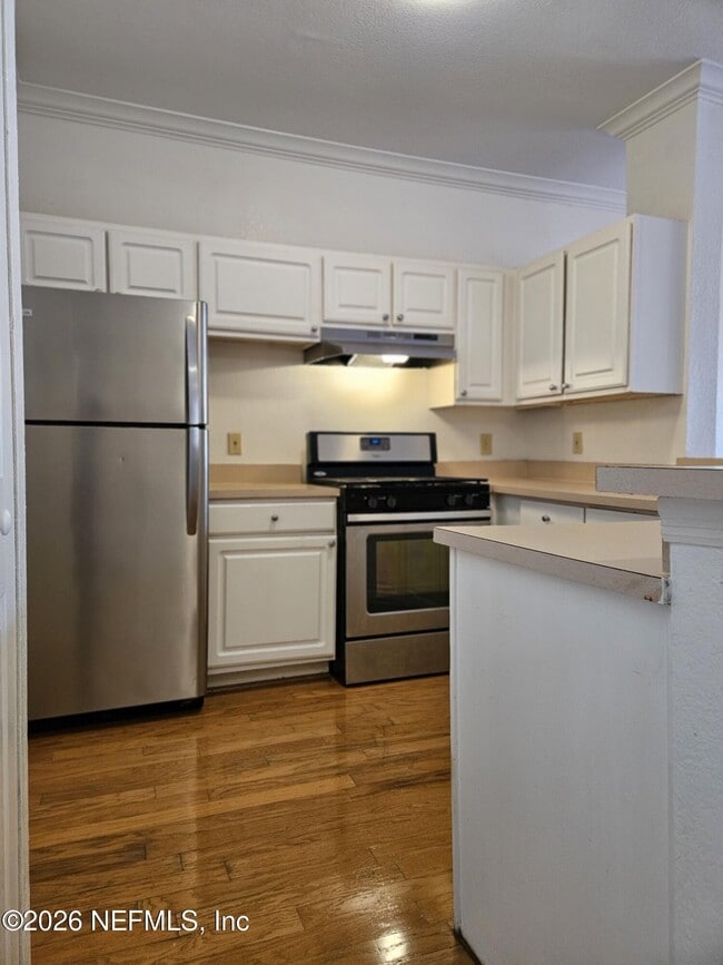 Building Photo - 13810 Sutton Park Dr N Unit 124