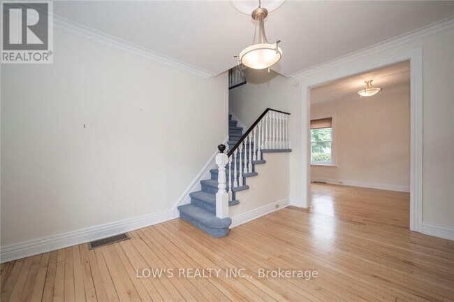 Photo - 63 Union St