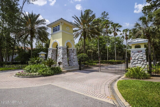 Building Photo - 1800 The Greens Way Unit 312 Rental