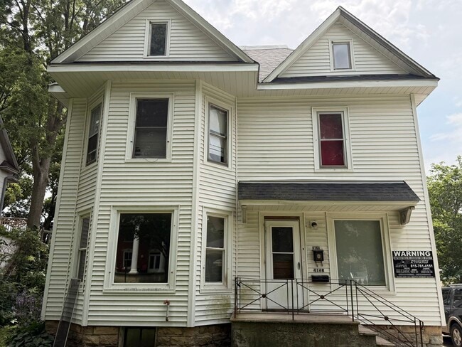 Building Photo - 416 College Ave Unit 1