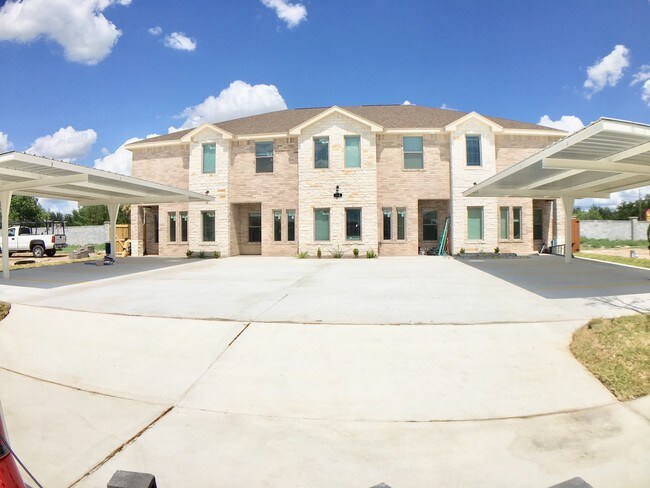 Photo - 418 Newport Ave