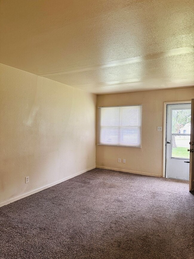Photo - 3447 SW Brendan Ave Unit 1