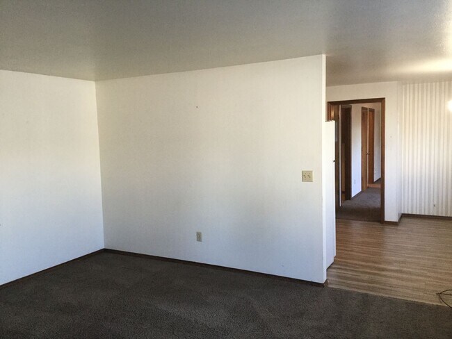 Photo - Cute 2 bedroom 1 bath duplex