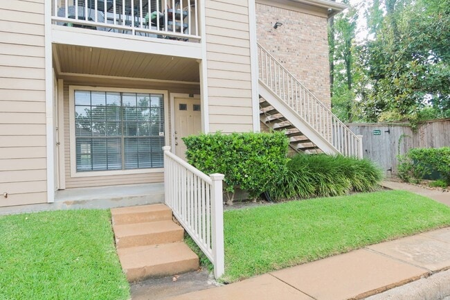 Building Photo - 1311 Antoine Dr Unit 251 Rental