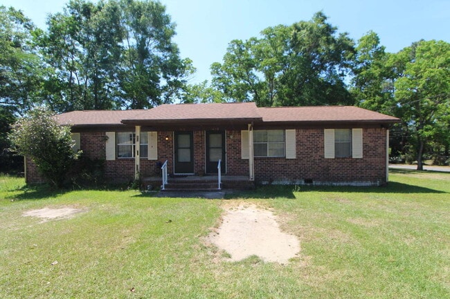 Photo - Quiet North Pensacola/Cantonment 2BR Brick Duplex on 1 Acre with Open Living Layout, Storage Room...