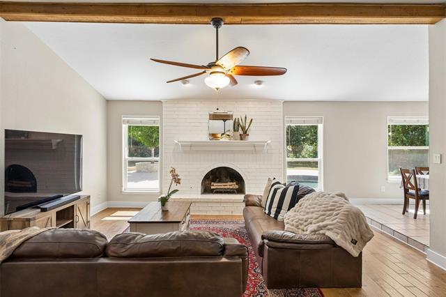 Photo - 1203 Oakwood Trail