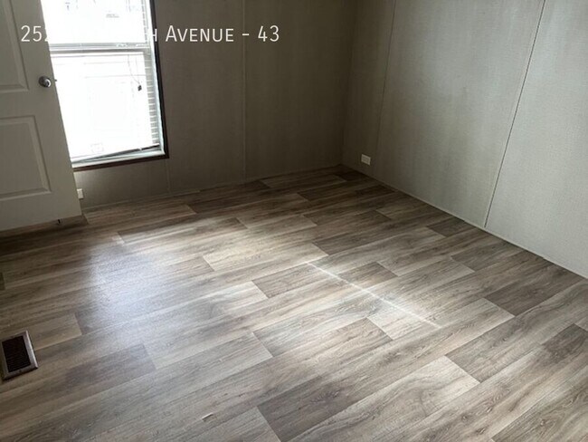 Photo - 2520 E 7th Ave