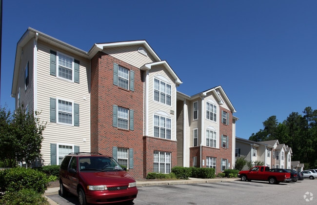 Creekside Apartments