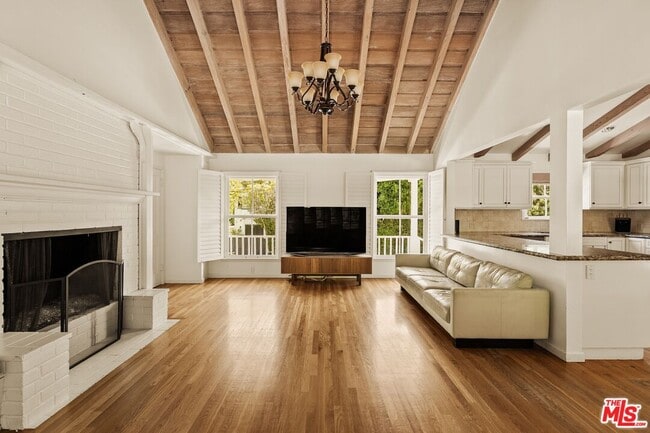 Photo - 2583 Hutton Dr