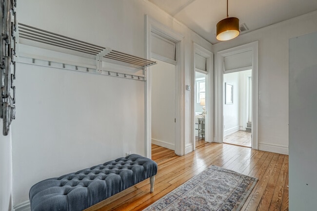 Photo - 719 N Meadow St