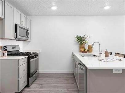 Photo - 638 W 1920 S