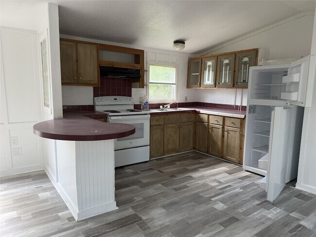 Photo - 16926 W Hammon